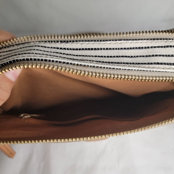 Fossil Sydney double zippered black & white crossbody purse tan strap - Picture 6 of 9